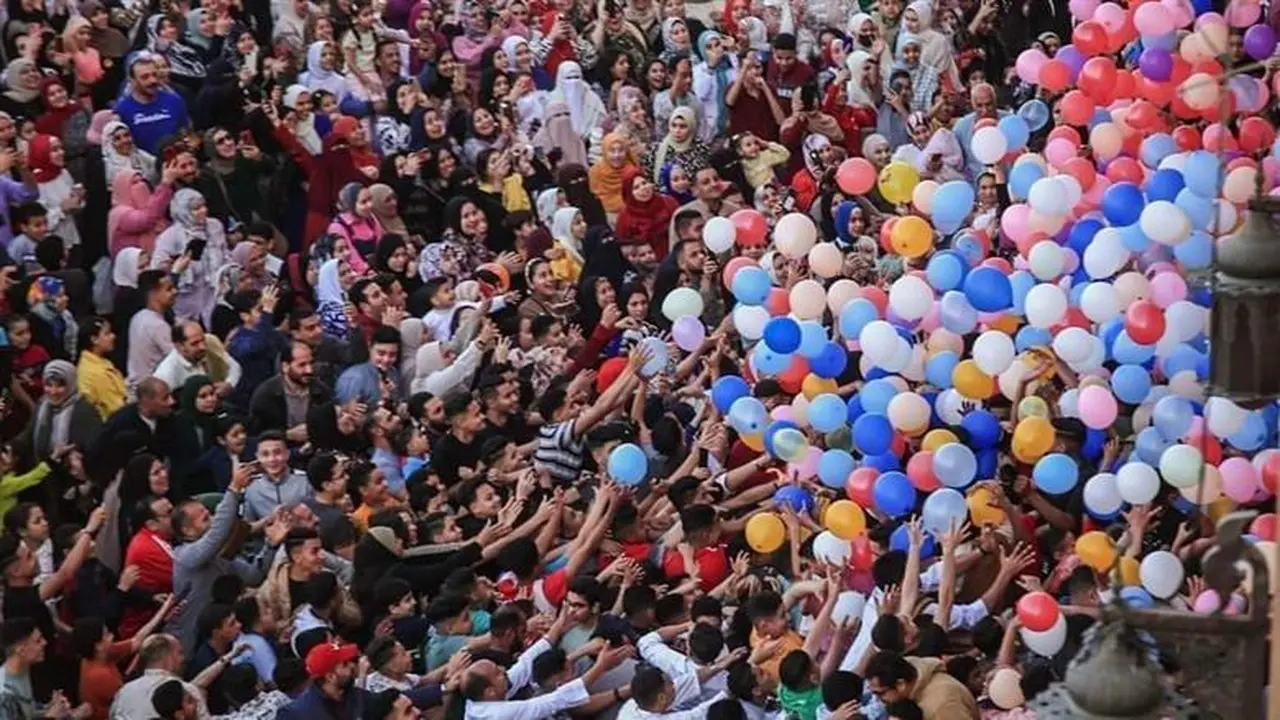 عدد أيام إجازة عيد الفطر للقطاعين العام والخاص في عام 2026